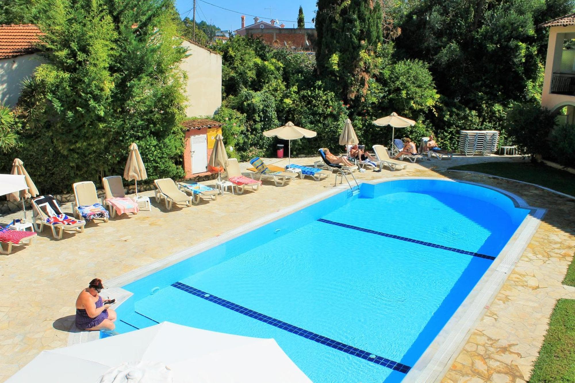 Annaliza Apartments, 