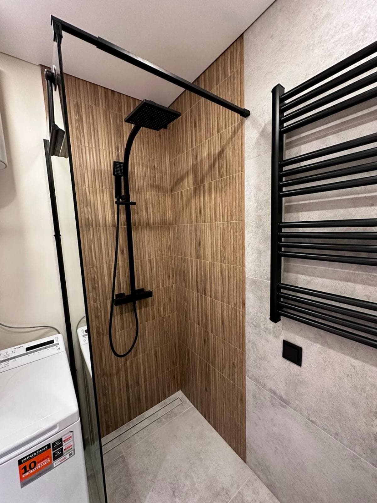 Brand new studio in the center, 