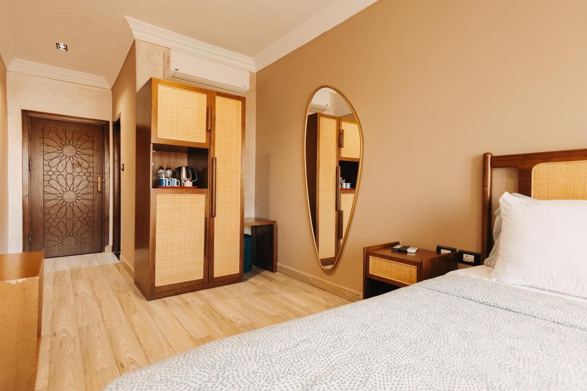 BrassJimmy pyramids view, 