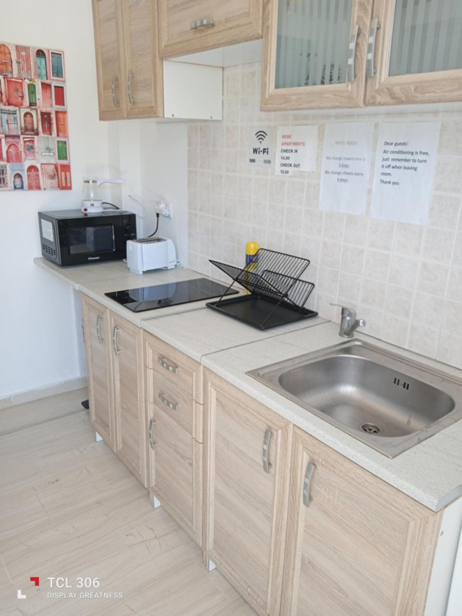 Rose Apartments Mesonghi, 