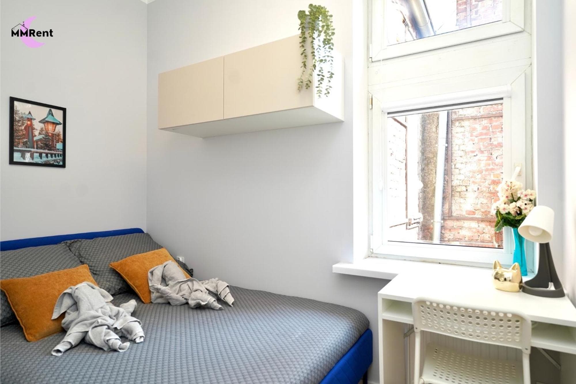 MMRent Kitty Cat Room, 