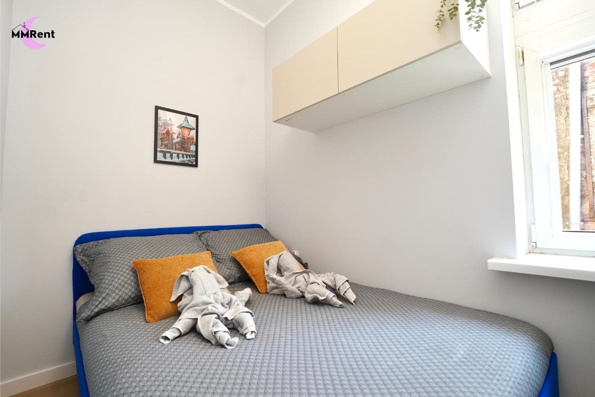 MMRent Kitty Cat Room, 