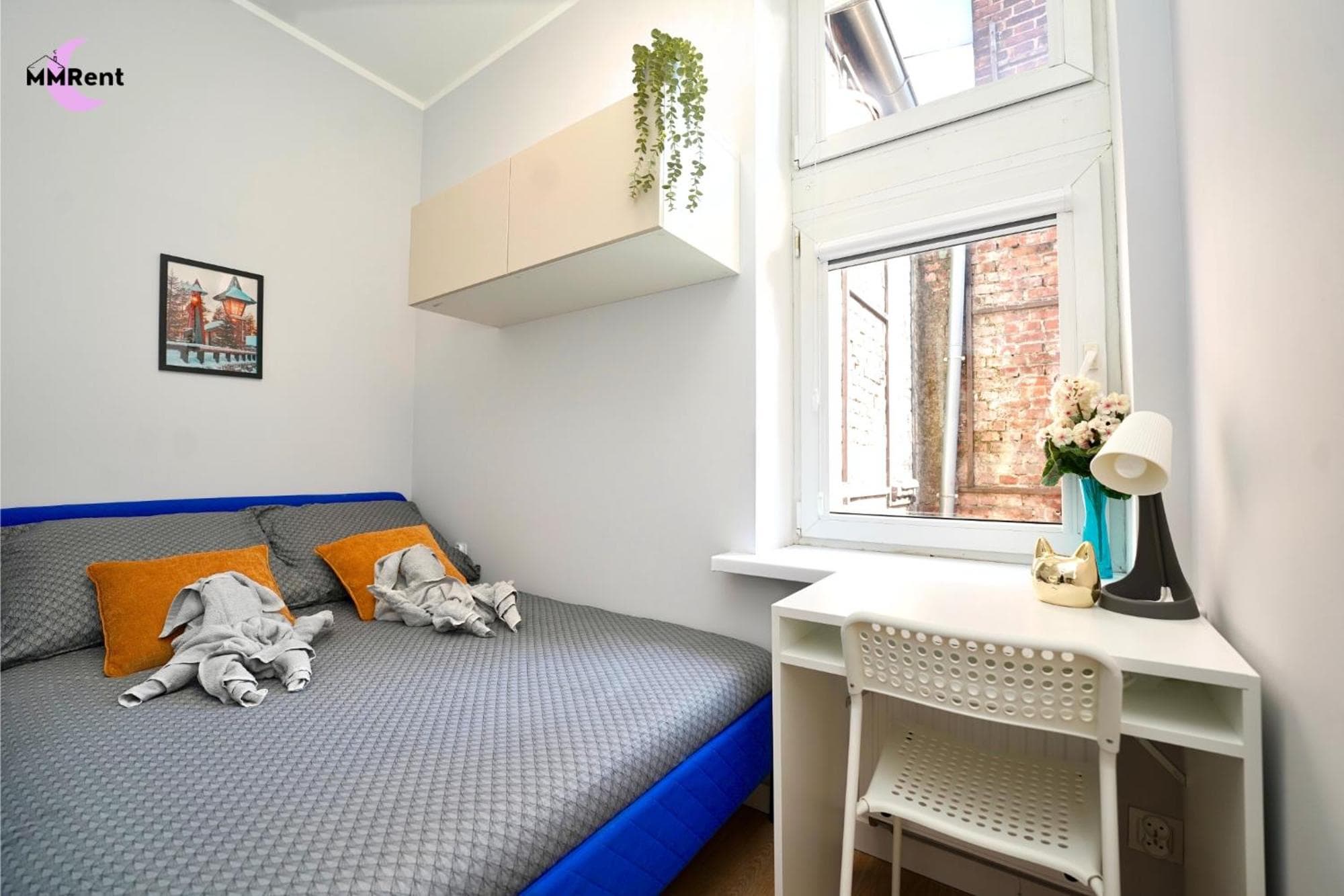 MMRent Kitty Cat Room, 