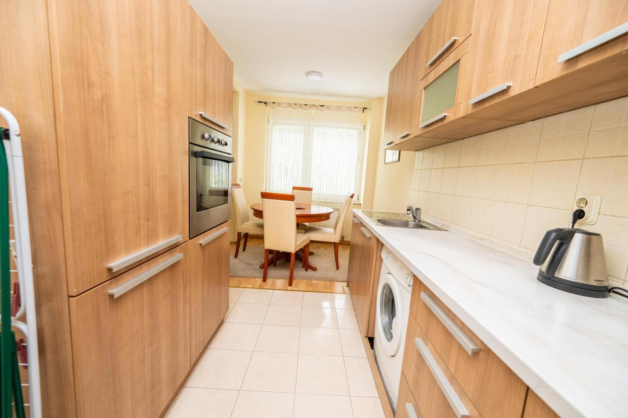 Cosy Nest In Sarajevo Center with parking, 