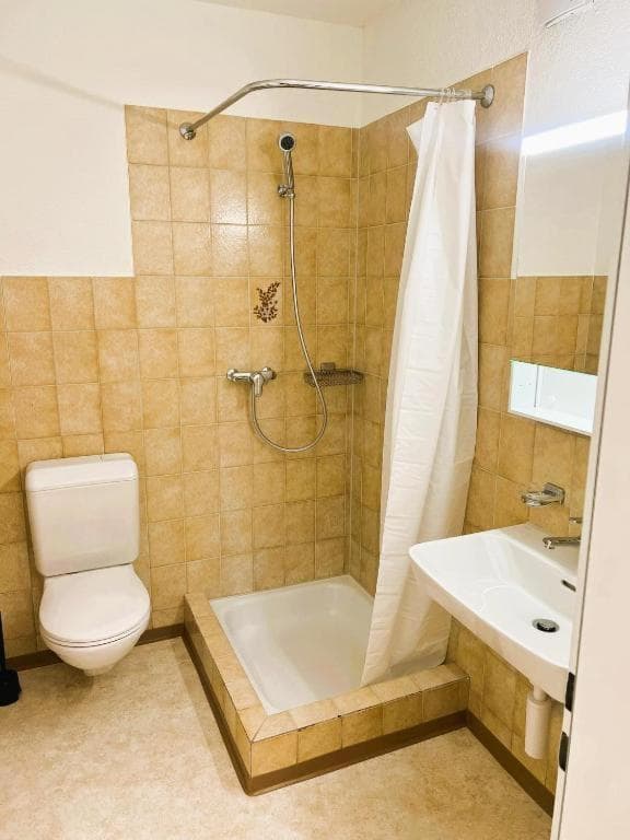 Zurich City Center Apartments next to Zurich HB Main Train Station LA - Self Checkin, 