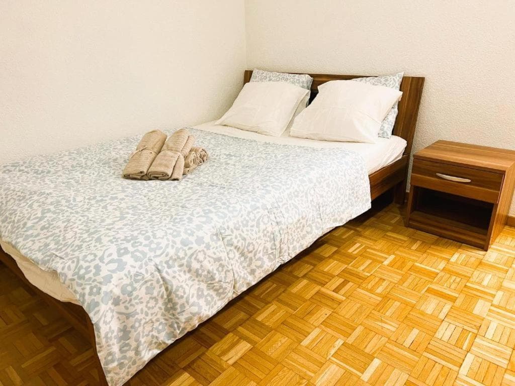 Zurich City Center Apartments next to Zurich HB Main Train Station LA - Self Checkin, 