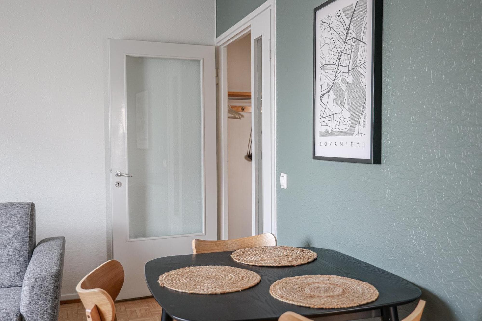 Old Square City Apartment By BookLapland, 