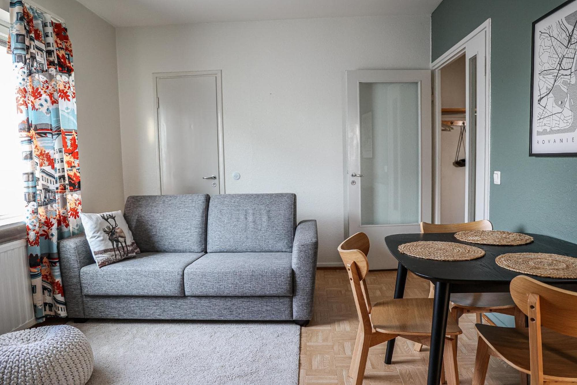 Old Square City Apartment By BookLapland, 