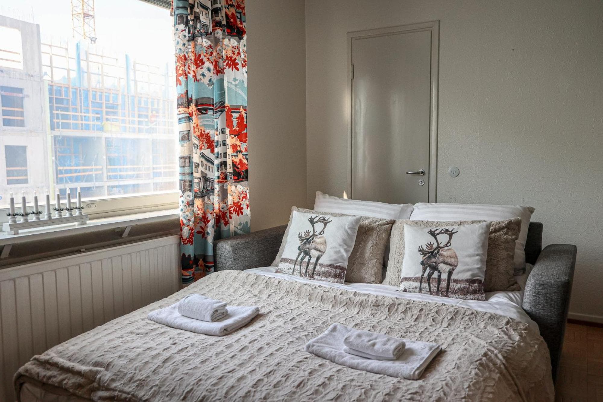 Old Square City Apartment By BookLapland, 