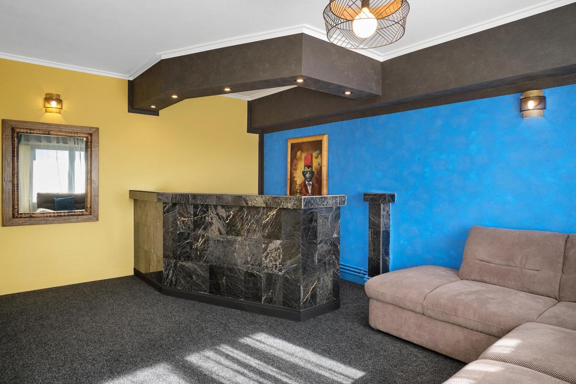 Lapusneanu Central Apartments, 