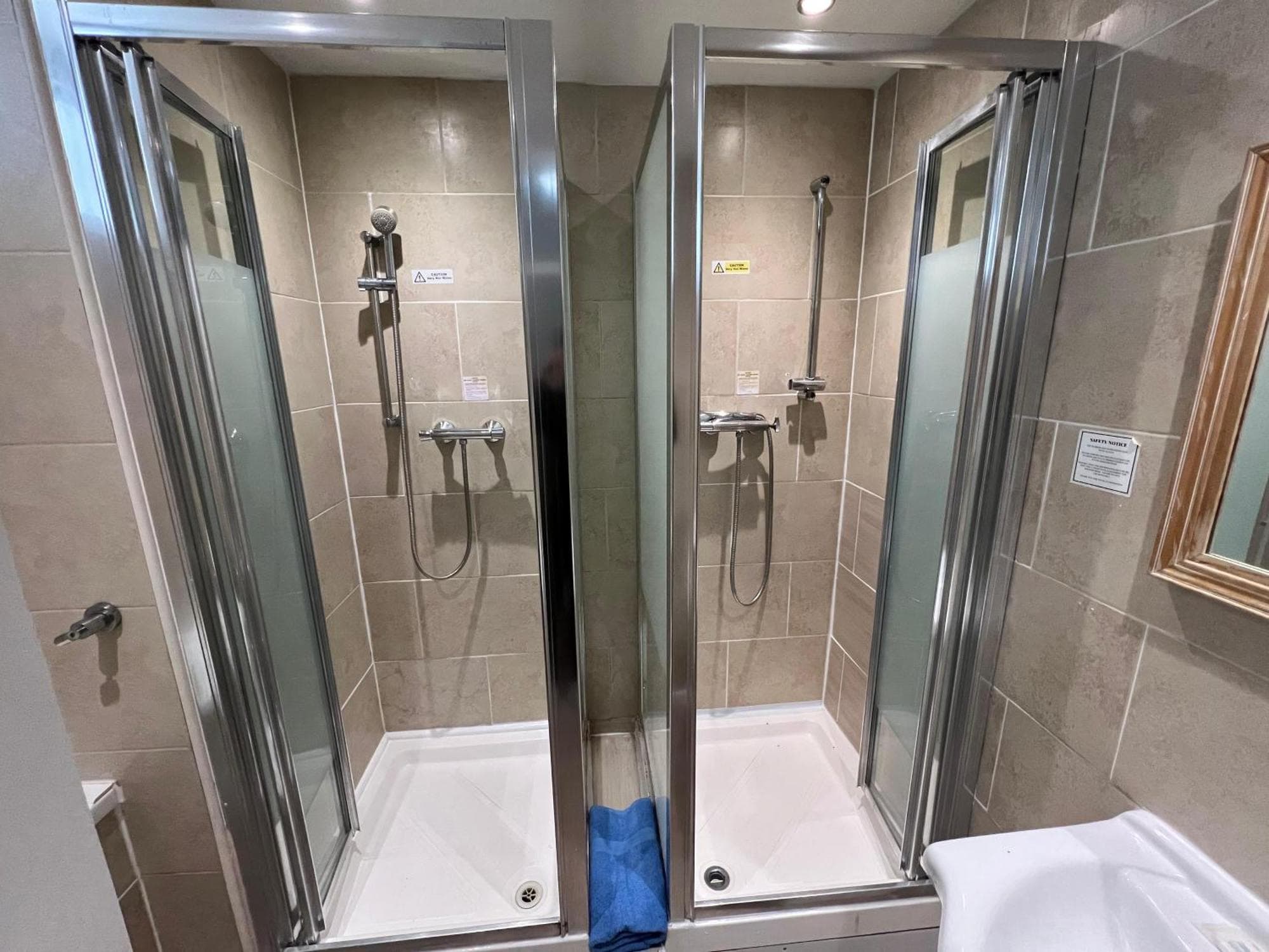 Osterley Park Hotel, 