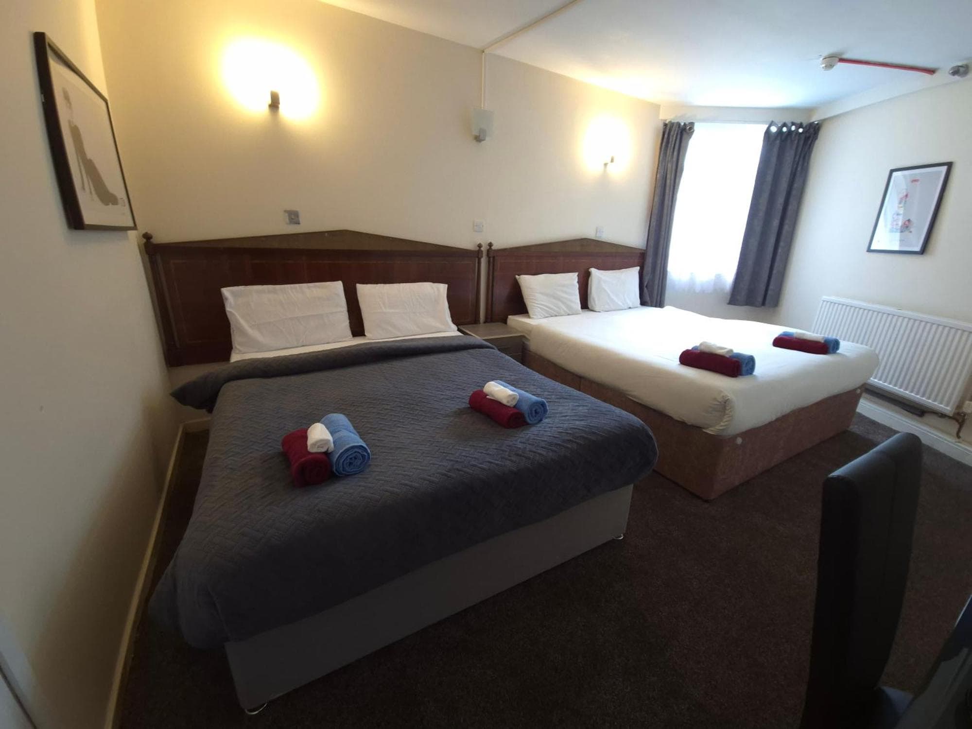 Osterley Park Hotel, 