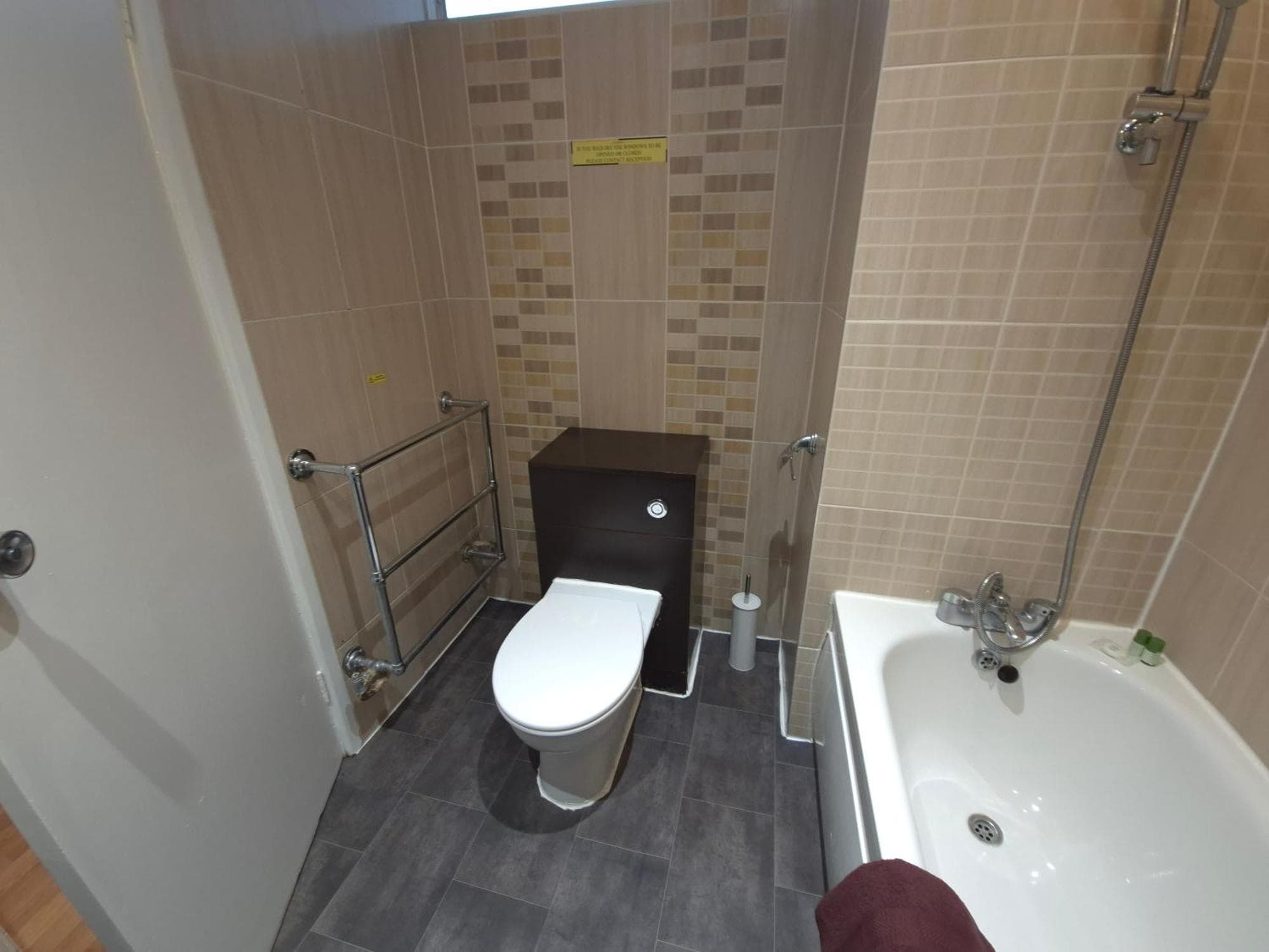 Osterley Park Hotel, 