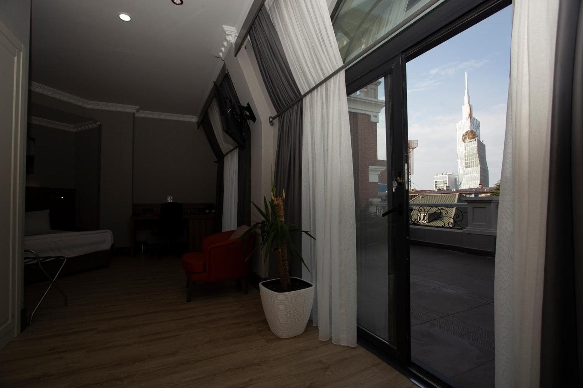 Batumi World Palace, 