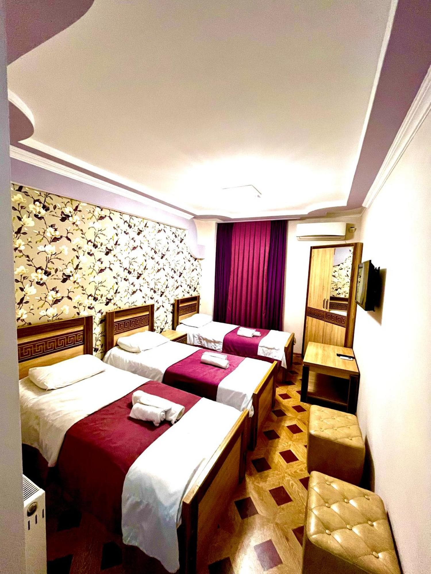 Georgian Palace Hotel, 