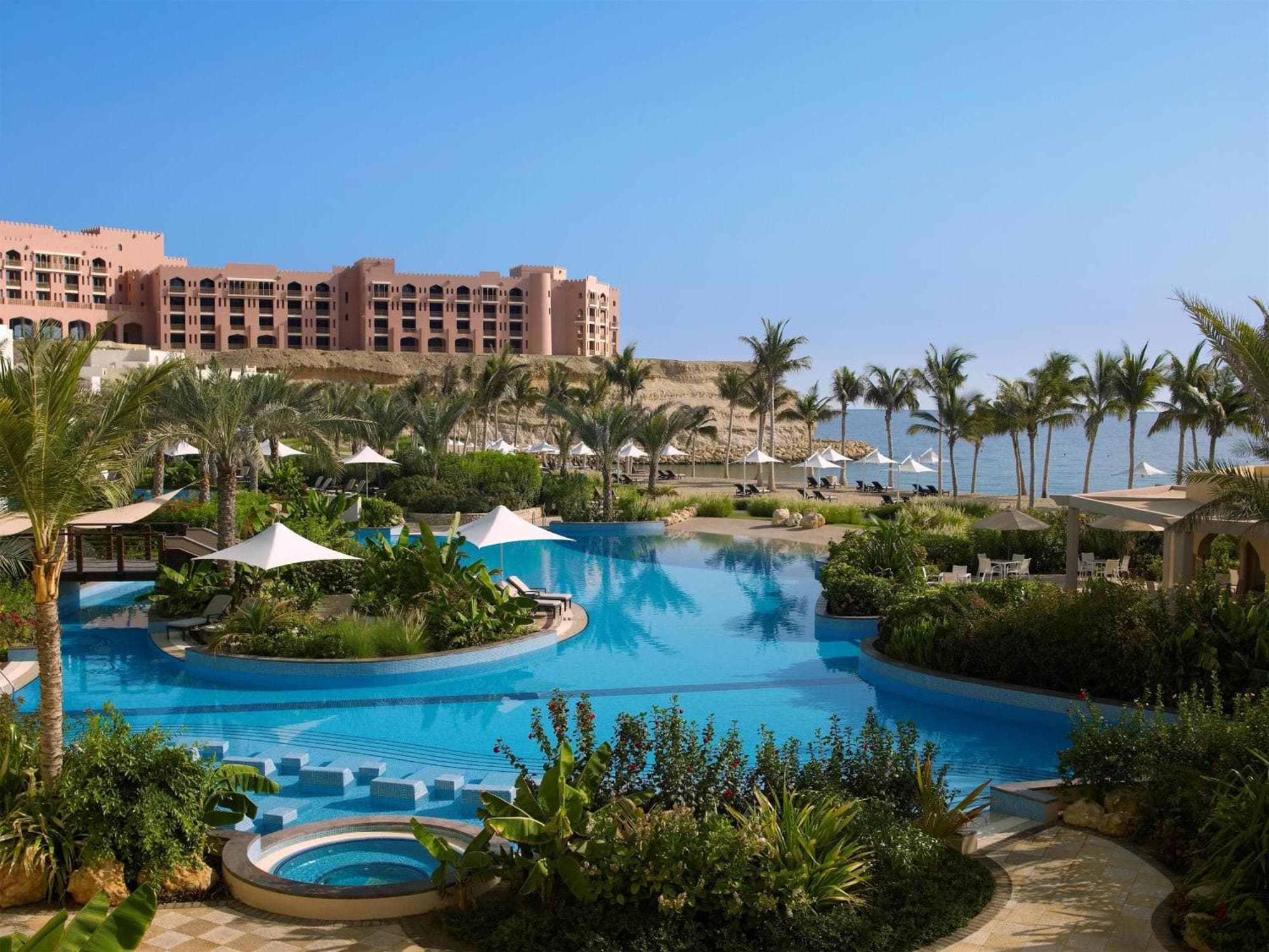 Hilton Muscat Al Bandar, 