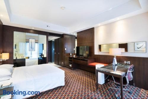 Jinling Hotel Beijing, 