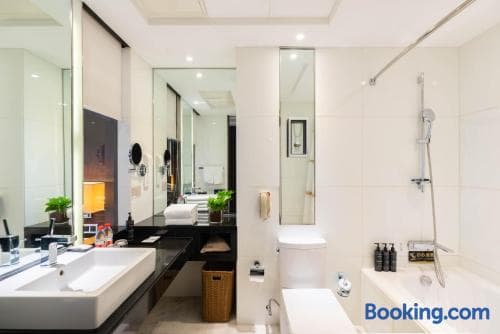 Jinling Hotel Beijing, 