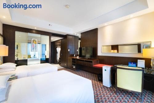 Jinling Hotel Beijing, 