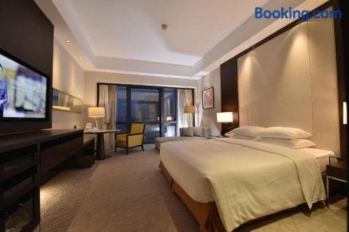 Jinling Hotel Beijing, 
