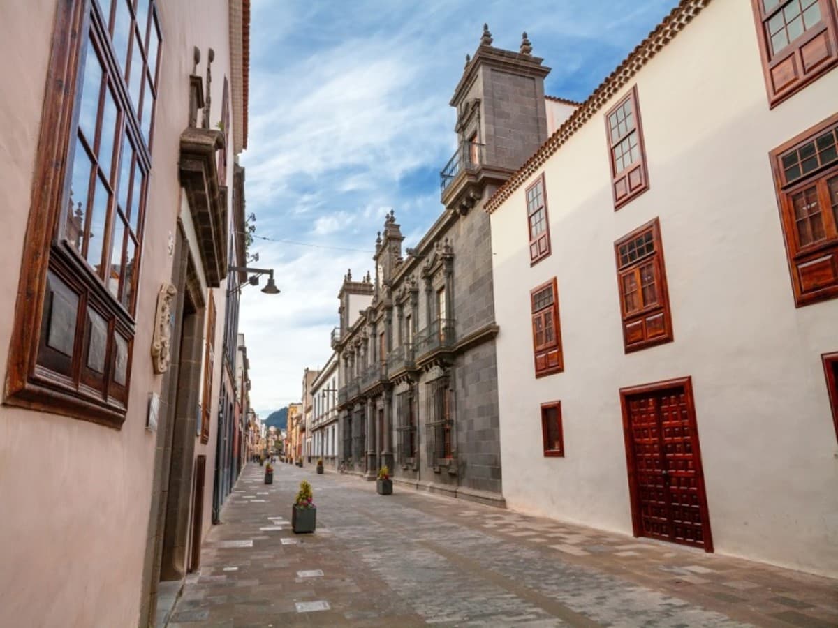 Norte y Sur de Tenerife, Conducción por cuenta propia