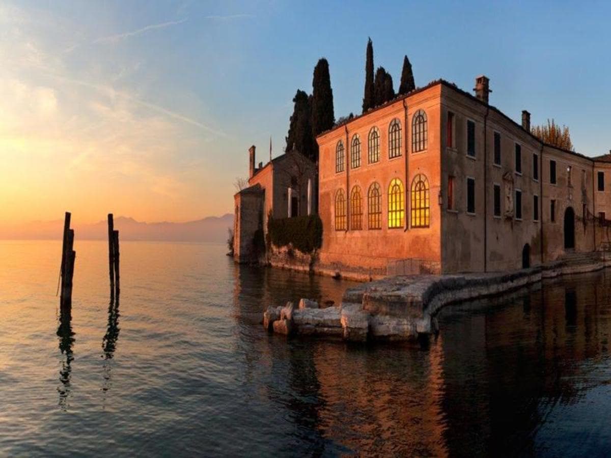 Acque incantevoli: alla scoperta dei laghi d'Italia, Self-Drive