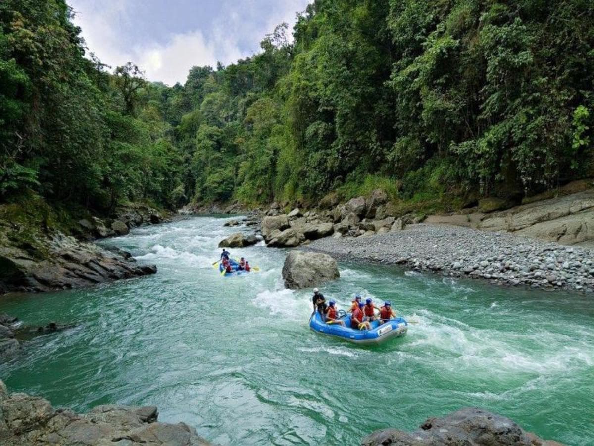 Sarapiquí con Rafting en el Río Blanco, Breve Escapada