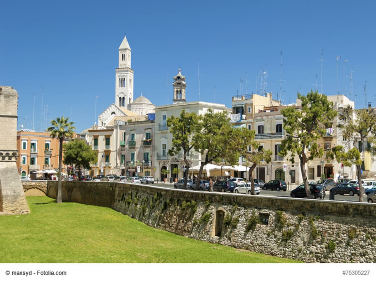 Scoperta di Puglia e Salento: 8 giorni da Bari a Lecce, viaggio in auto