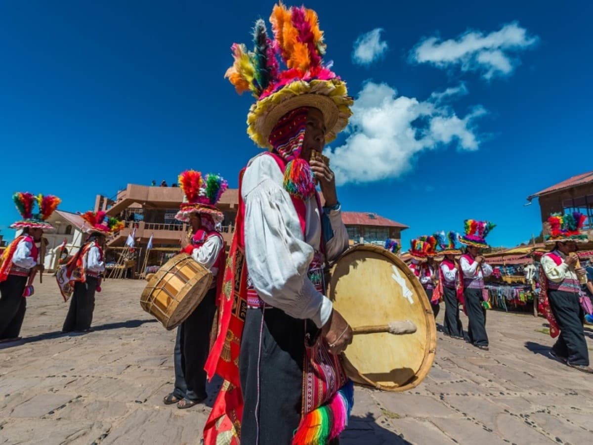 Puno & Titicaca Islands
