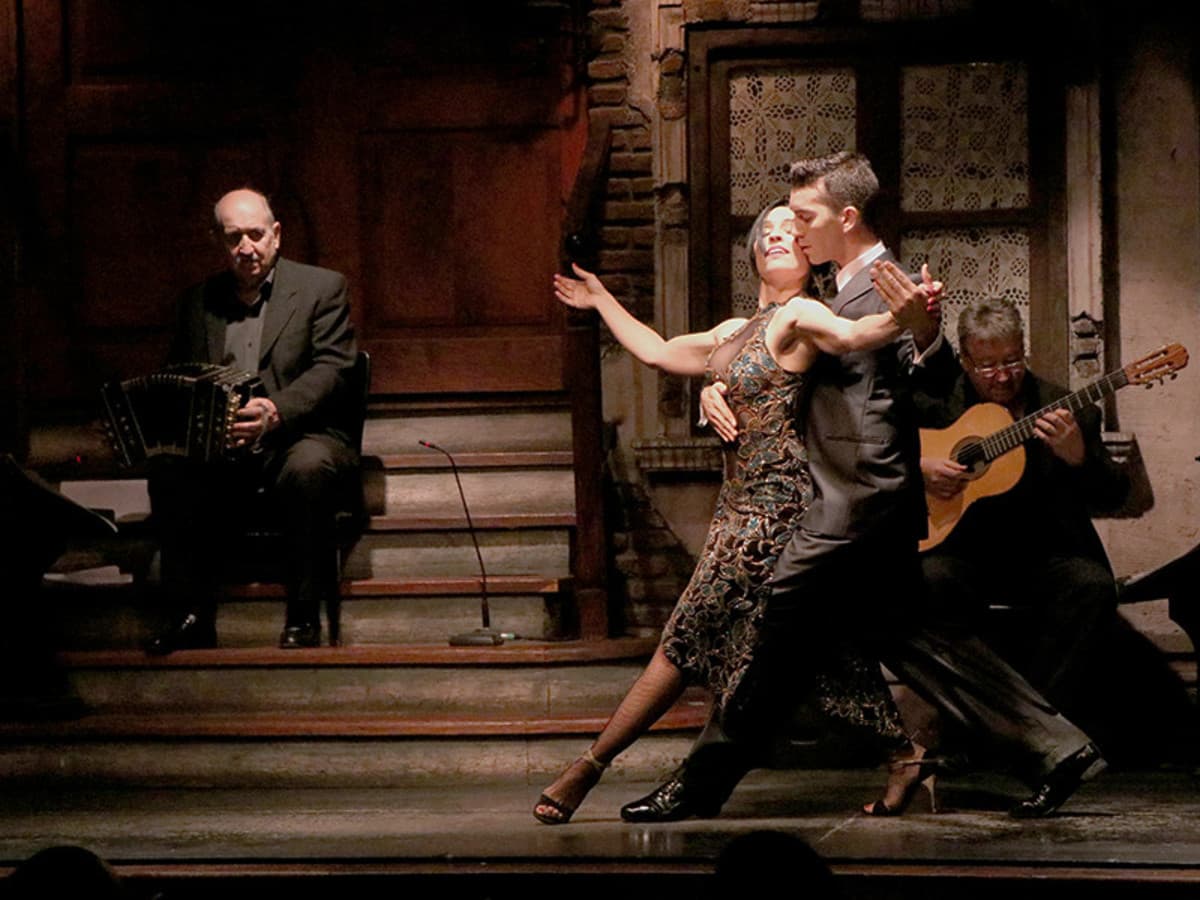 Escapade urbaine de 4 jours à Buenos Aires avec spectacle de tango, guide francophone