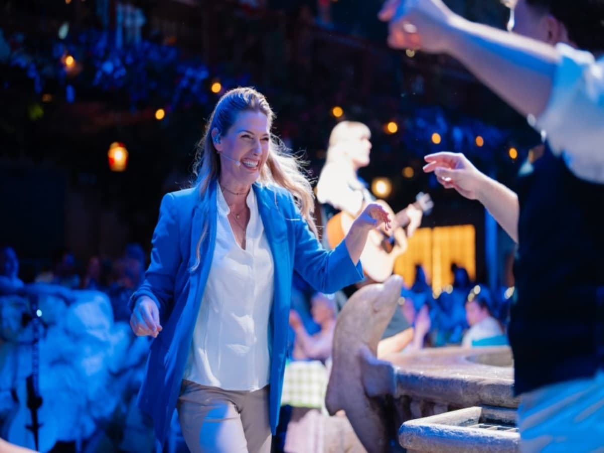 Experience Mamma Mia! The Party: A 2-Night London Stay with an Immersive Dining Show (ENMMTCW2N)