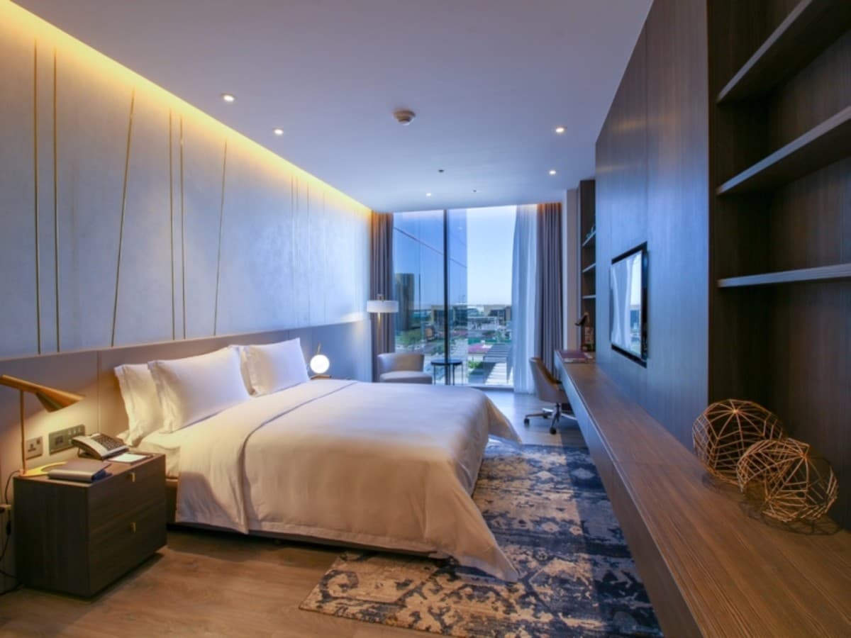 City Package Rixos Obhur + Views Hotel KAEC 5 Days