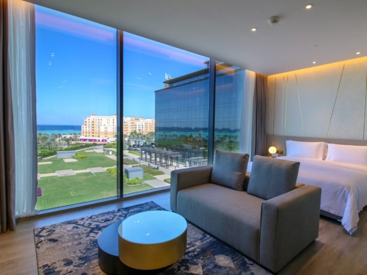 City Package Rixos Obhur + Views Hotel KAEC 5 Days