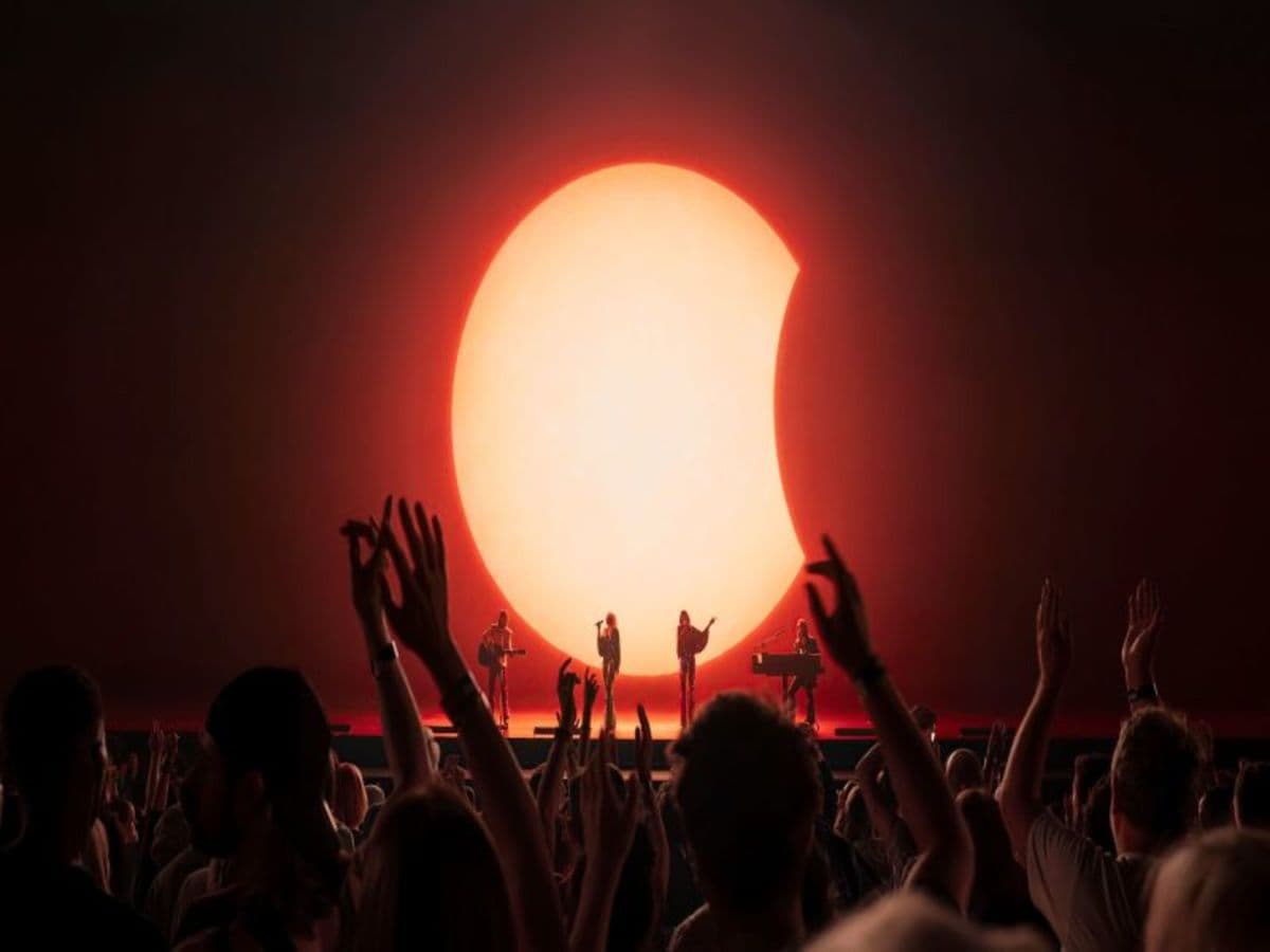 ABBA Break in London: 2 Nights with Dancefloor Experience Included (ENABFPF2N)