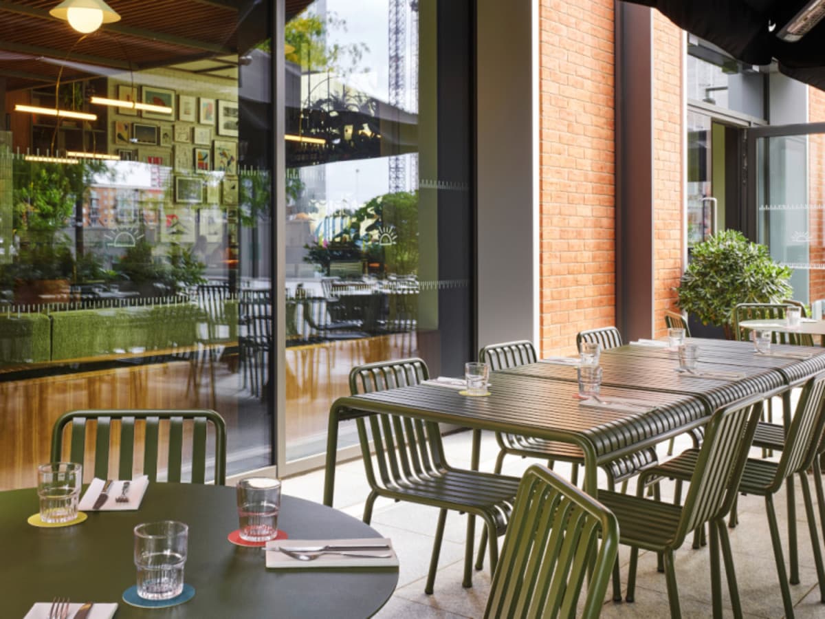 ABBA in London: 2-Night Stay at Tribe Canary Wharf with Dance Floor Concert (ENAVETCW2N)