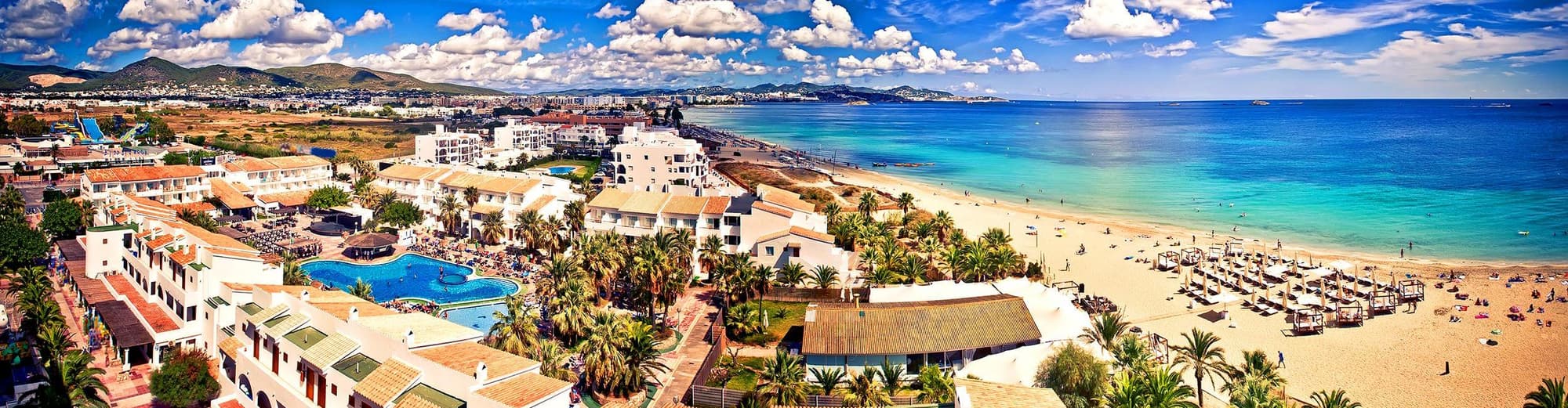 Platja d'en Bossa, Ibiza, España