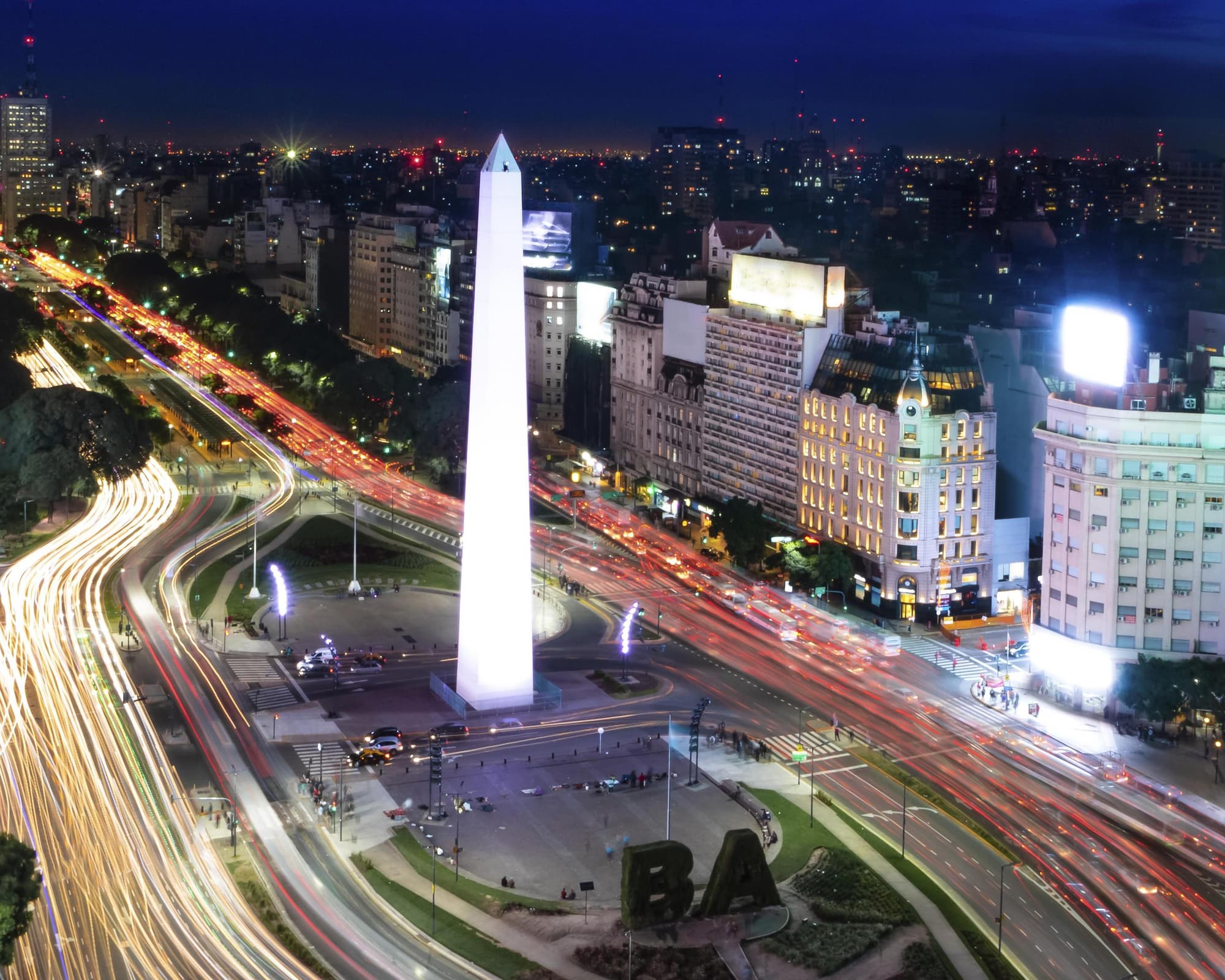 ¡ ENTRE NIEVE ! : Buenos Aires - Bariloche 7 días / 6 noches