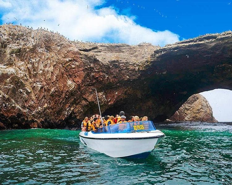 Paracas with overnight Paracas 03 Days - 02 Nights (Foreigners)