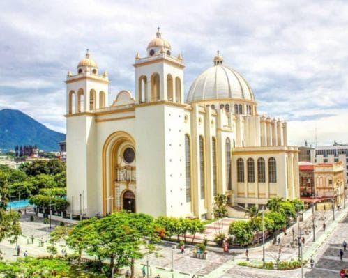 Colección TUI - San Salvador