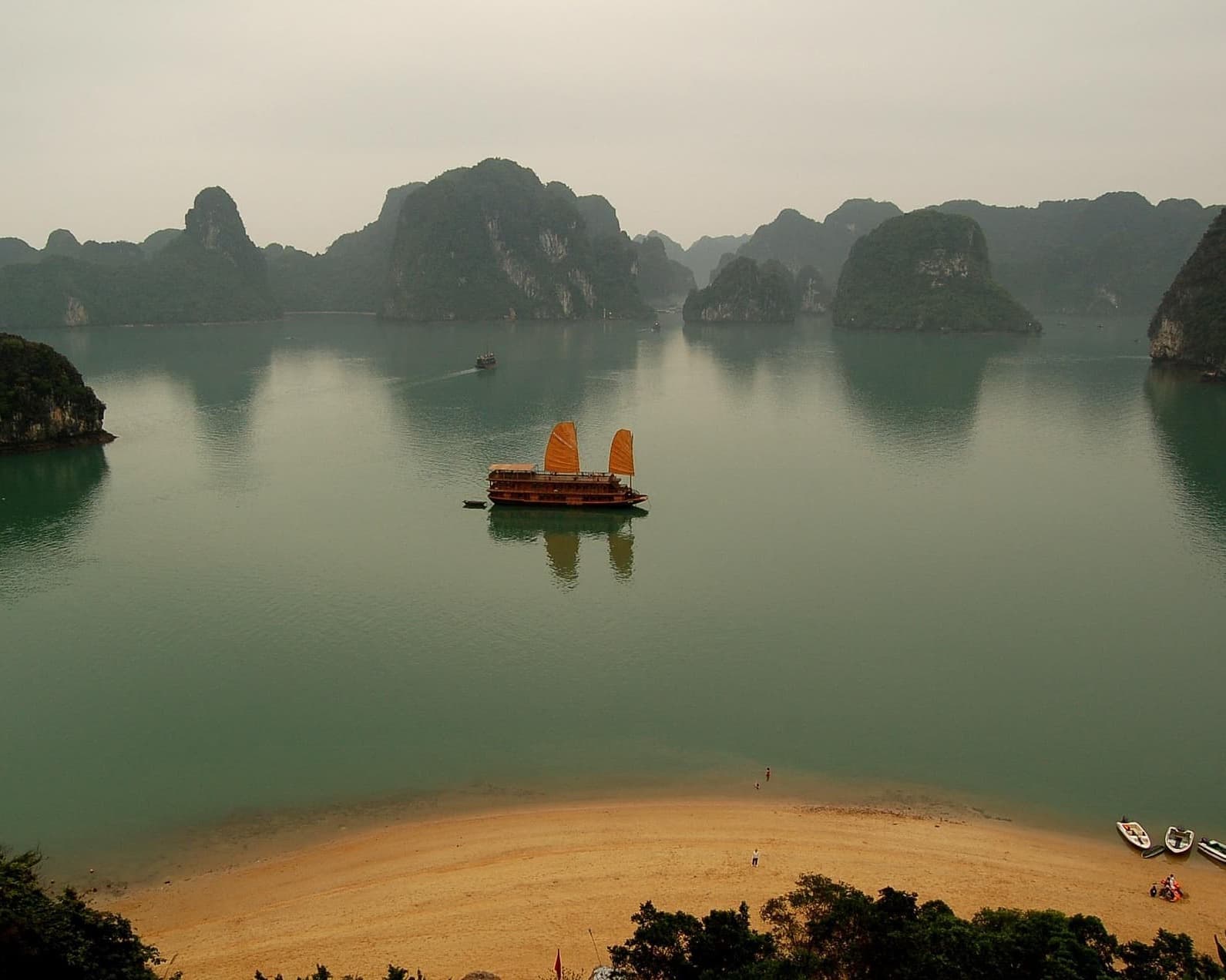 Kurztour "Hanoi & Ha Long Bay“ – 5 Tage inkl. 2 Nächte Kreuzfahrt