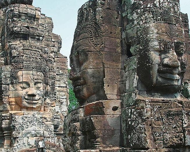 Private roundtrip "Cambodia Classic"