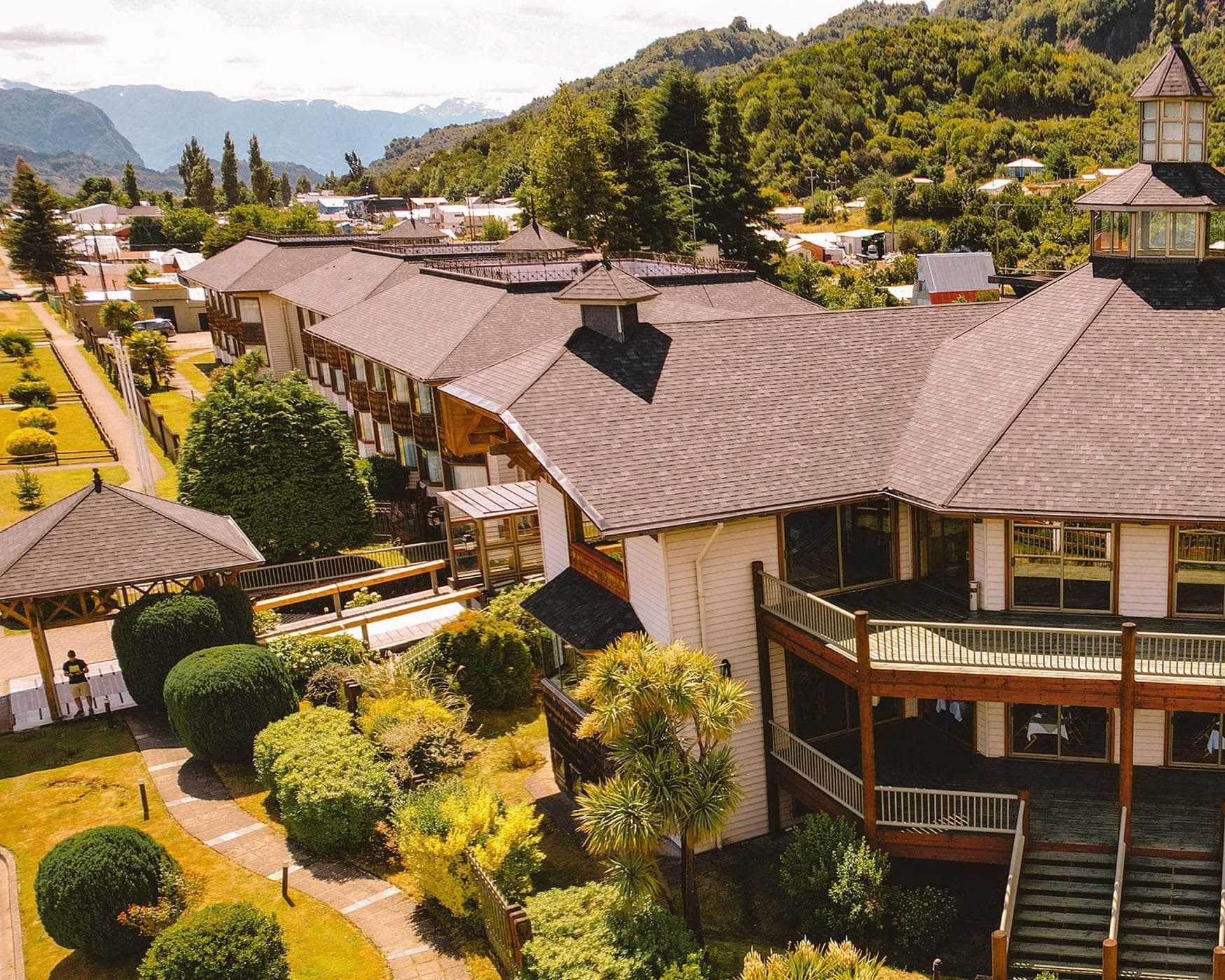 Black - Bloqueo Carretera Austral Norte 6 Noches Via SKY