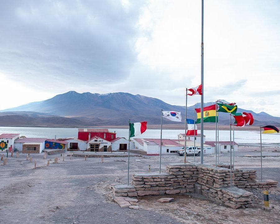 SALAR RELAMPAGO / SALAR – LAGUNAS DE COLORES - UYUNI - 02 DÍAS 01 NOCHE - Hospedaje Hotel Flamenco