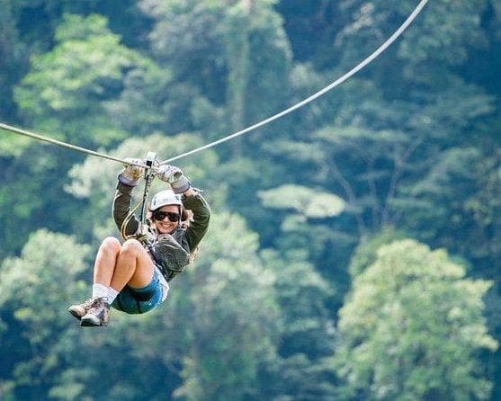 Aventura en Turquía y Dubái con vuelo  (18 a 39 años) 