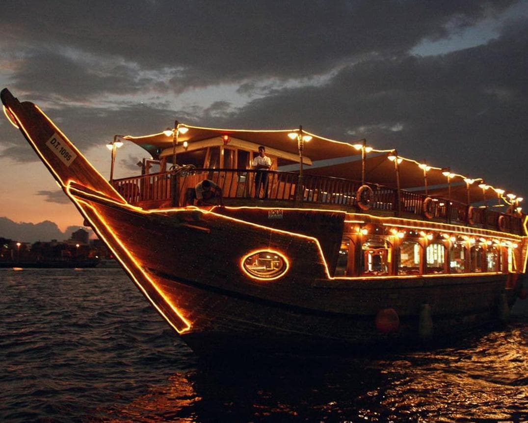 ESENCIAS DE DUBAI Y ABU DHBAI