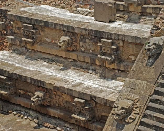 CDMX AND ITS SURROUNDINGS