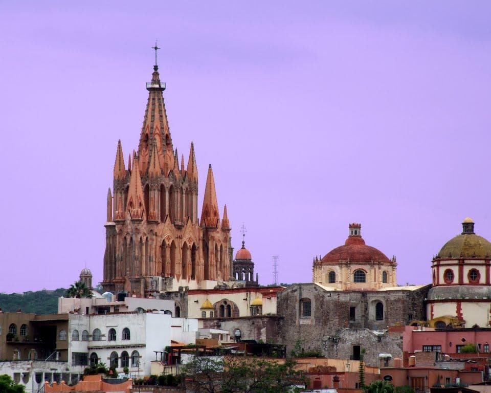 COLONIAL MINI (CDMX - SAN MIGUEL DE ALLENDE - GUANAJUATO)