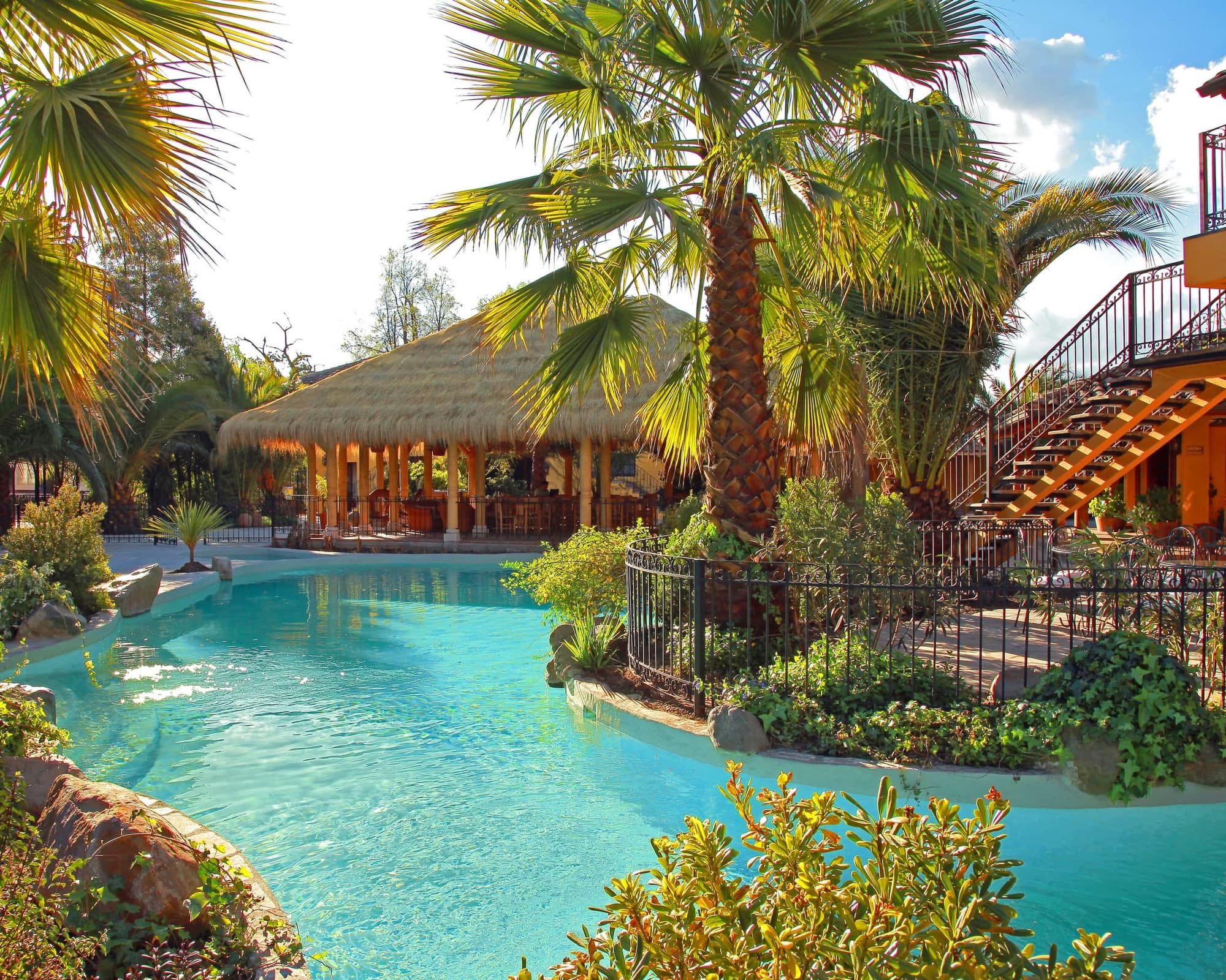 Especial San Valentín - Hotel Santa Cruz Plaza 03 Días - 02 Noches 