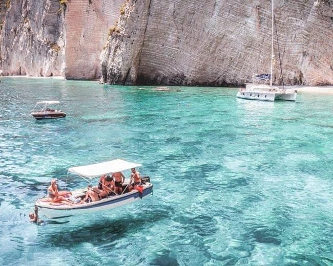   Santorini, Naxos y Atenas En Una Aventura Por Grecia