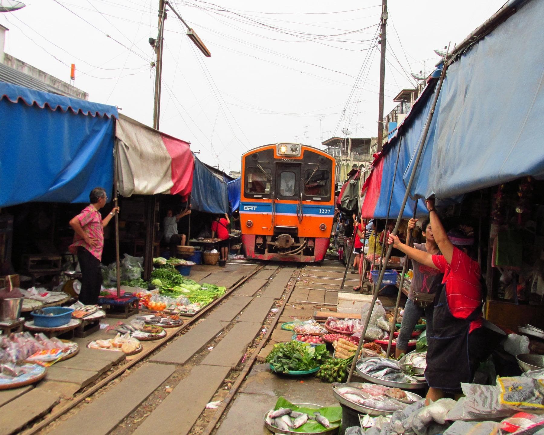 Rundreise "Von Tempeln zu Stränden"